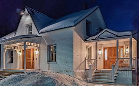 Maison Ancestrale Completement Renovee 4 Chambres